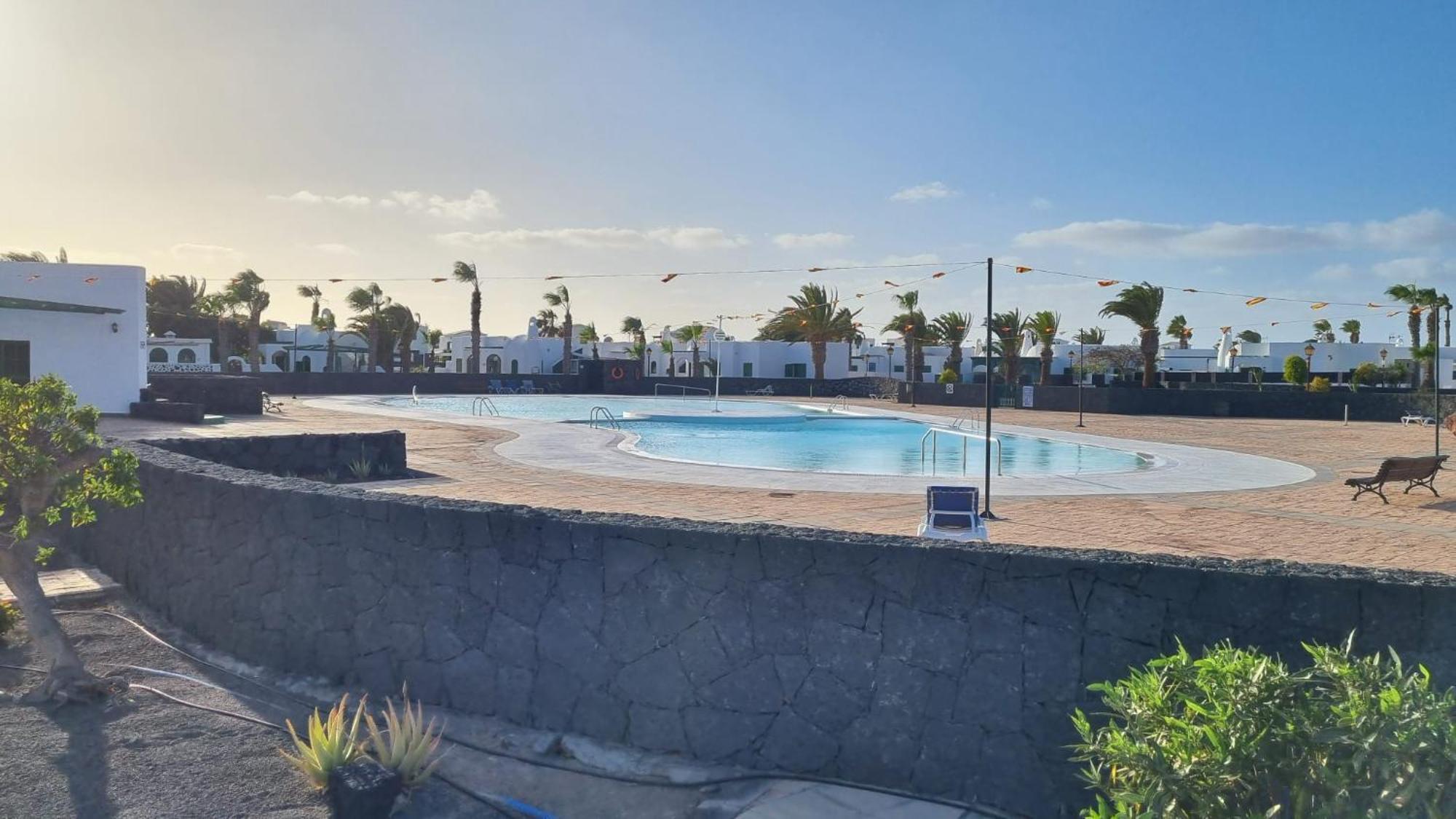 Apartamento Bungalows Isabel Maria Playa Blanca  Bagian luar foto