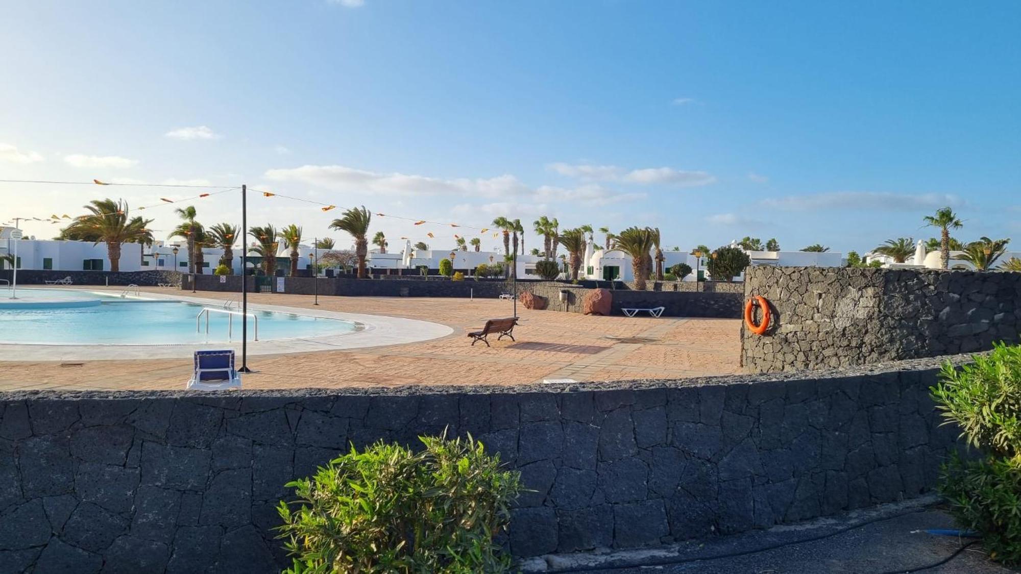 Apartamento Bungalows Isabel Maria Playa Blanca  Bagian luar foto